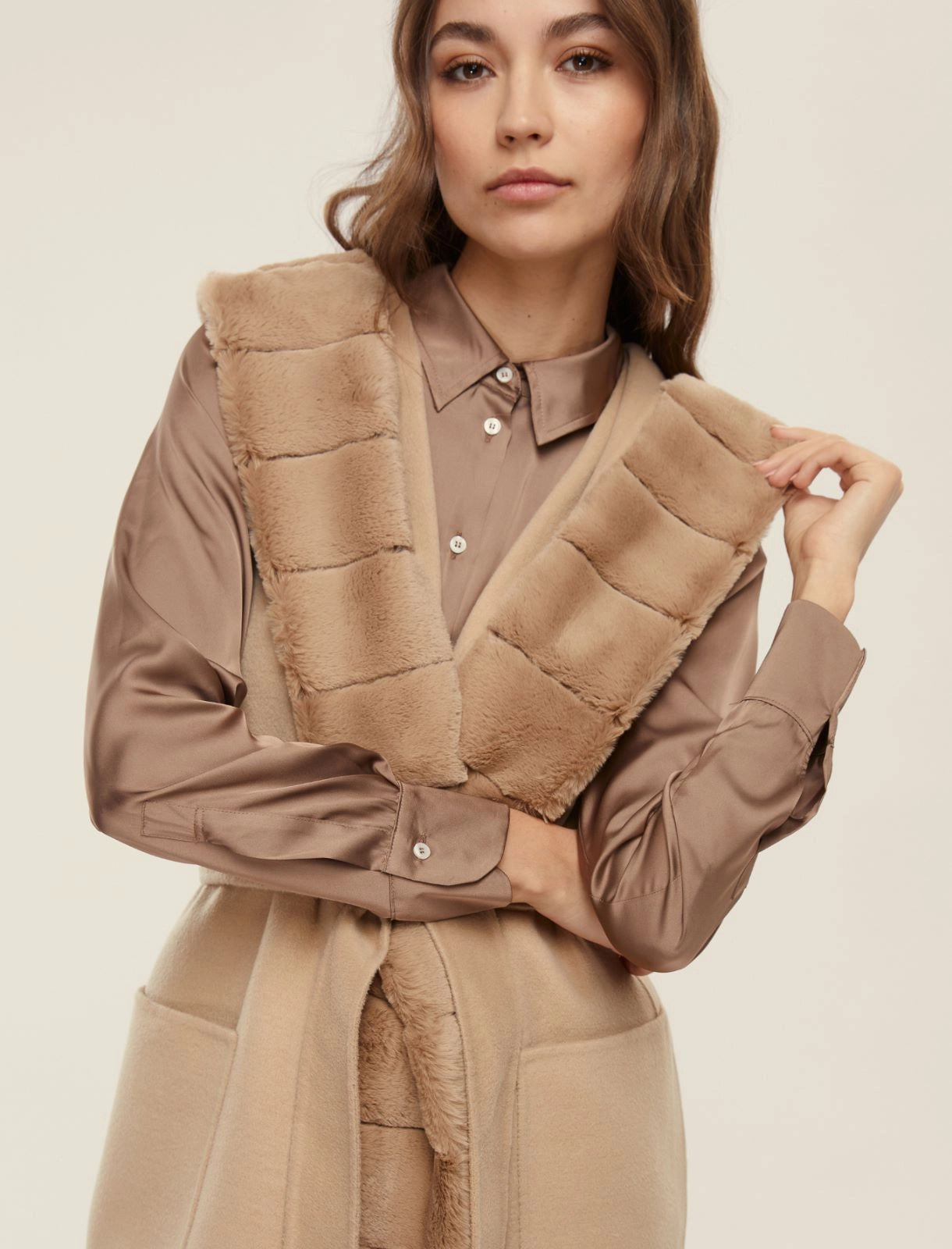 Gilet con cintura beige EMME FORMOSA