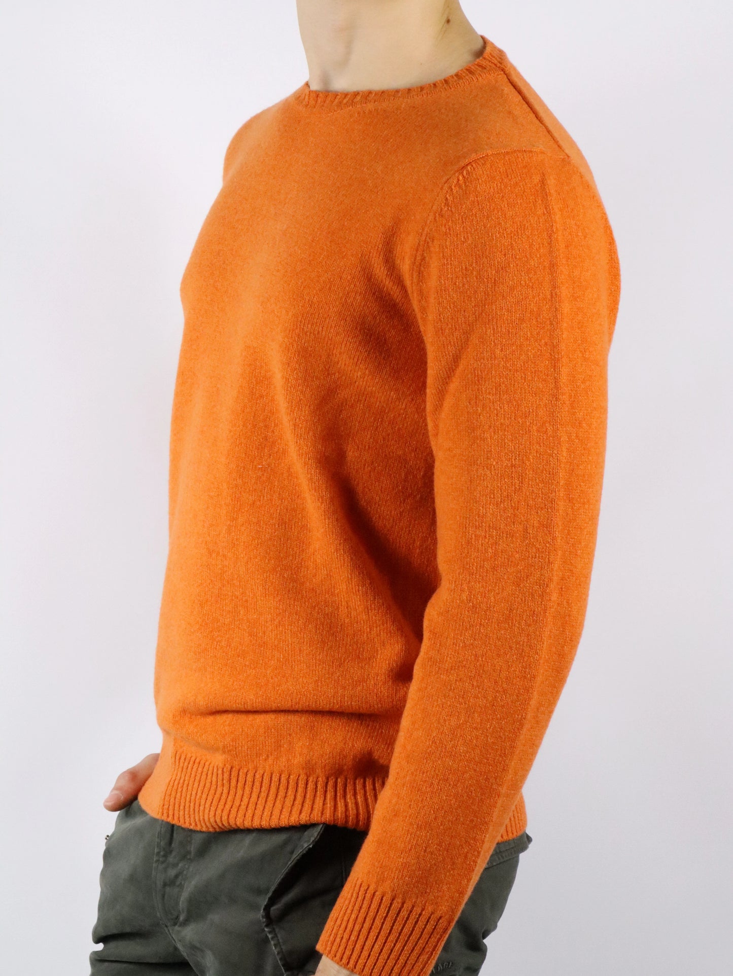 Maglia girocollo in pura lana H953