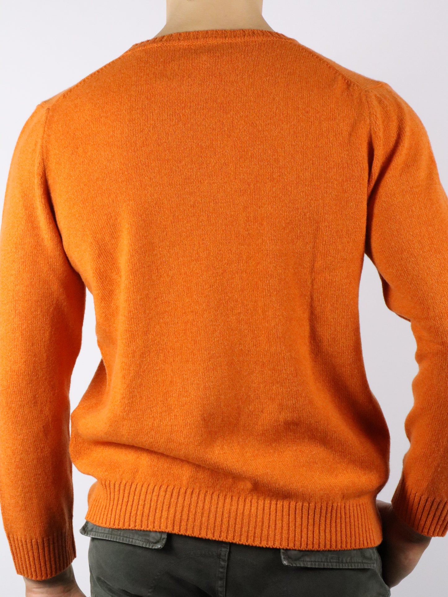 Maglia girocollo in pura lana H953