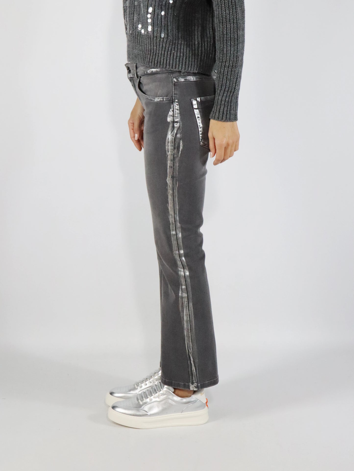 Jeans con effetto spalmato CARACTERE P041