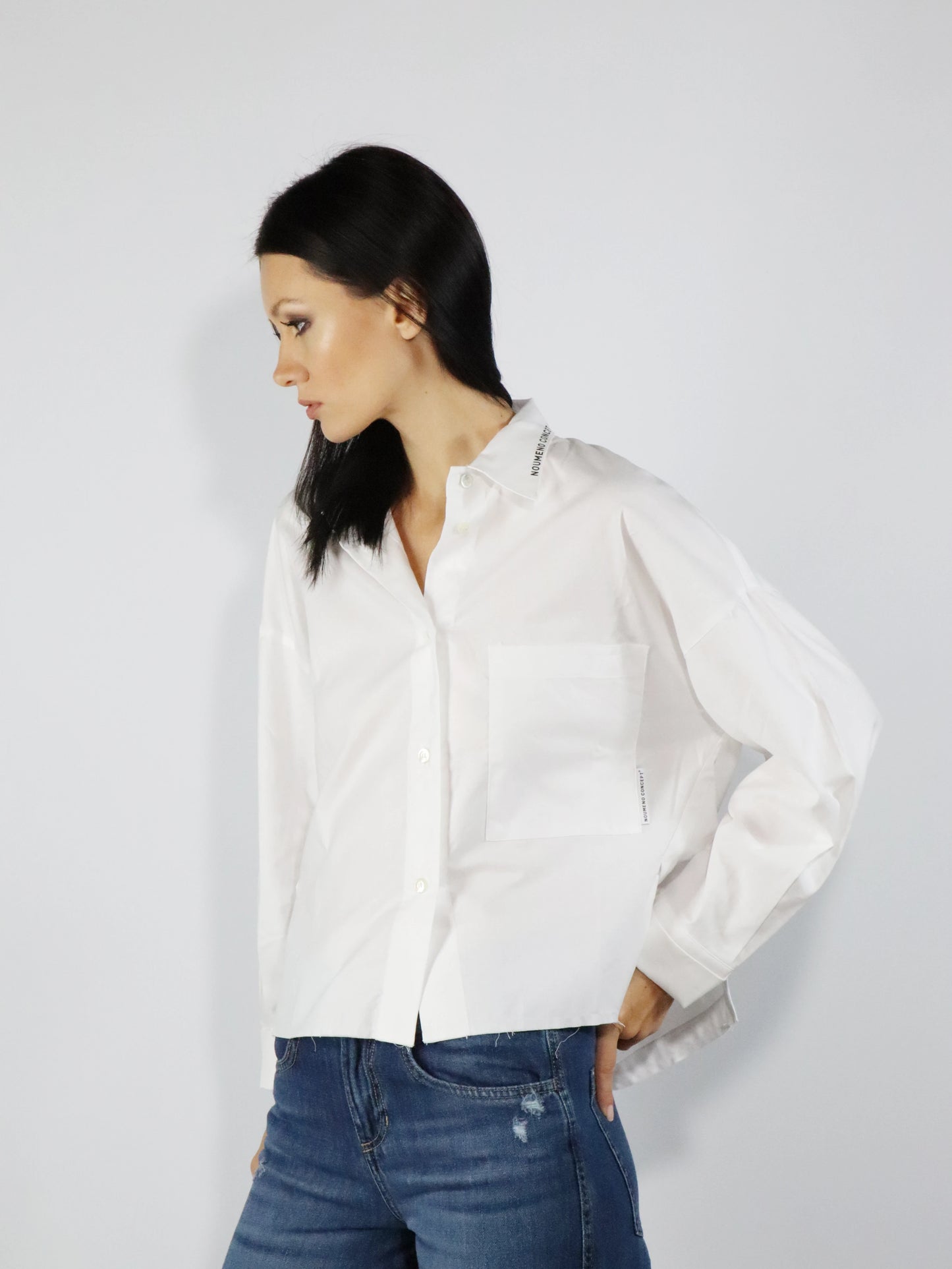 Camicia bianca over NOUMENO CM17