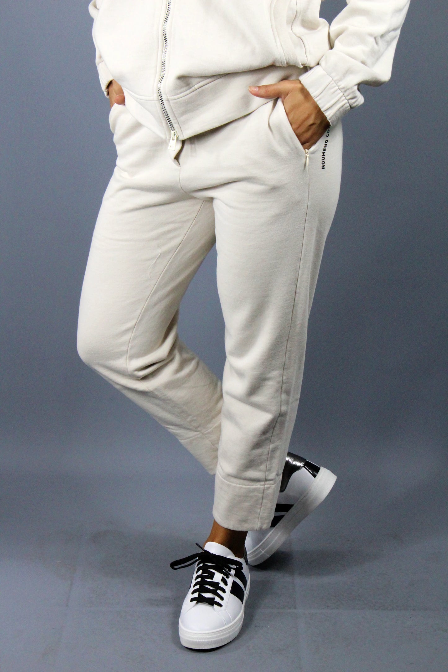 Pantalone jogging NOUMENO P22
