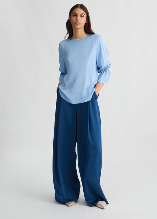 Blusa in raso azzurra LIUJO CA5242