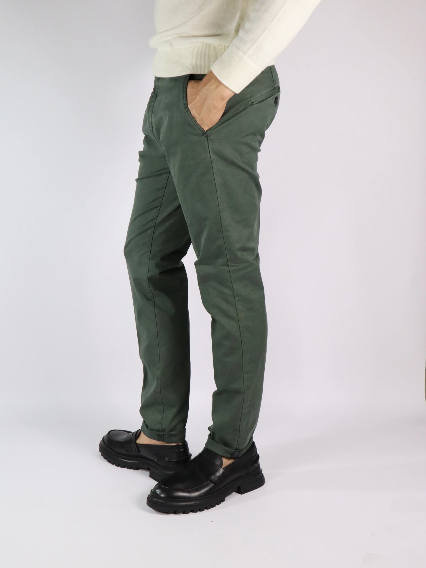 Pantalone  chino carrot fit MASON'S MBE070