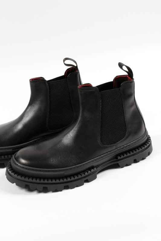 Stivaletto nero MONTANARI 2087